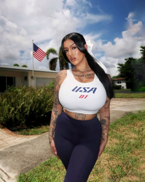 1000148698535dc1ad26748d8d