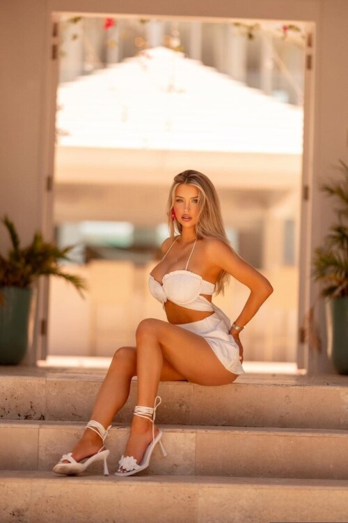 10001490799cb8a5034d53da6f