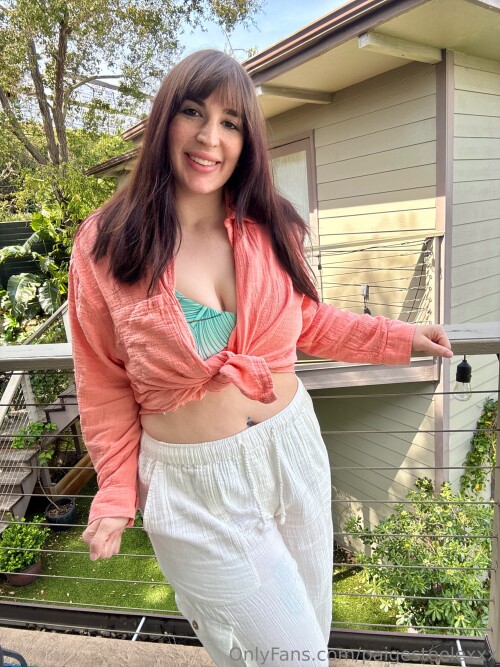 1000149667fe3aefc201850728