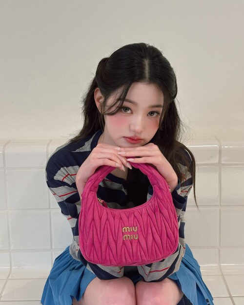 1000150637c11faf8f11cc569b