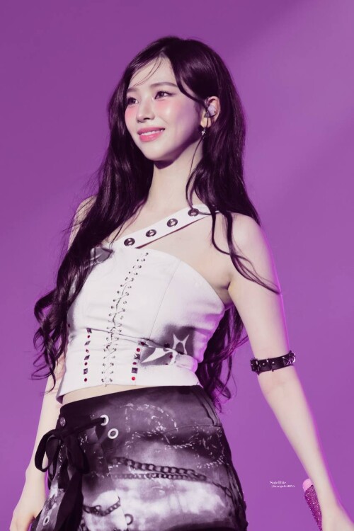 1000151364747ae24340206c90