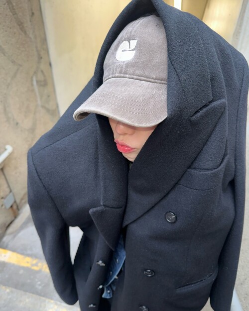 1000151819bda7362d7a073fe5