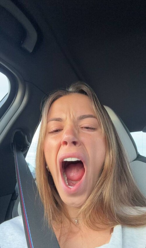 1000152327fd0ccfedb6febf54