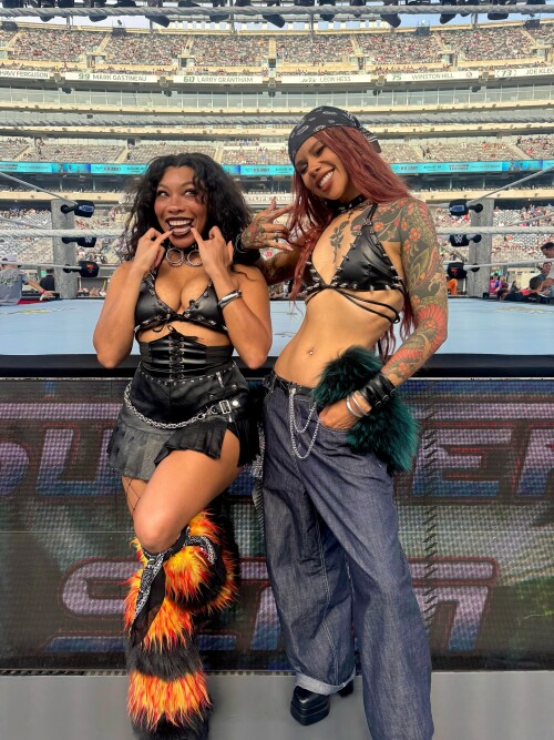 1000153345c0e41111b58e53f2