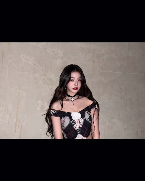 10001558390111c593918382ca