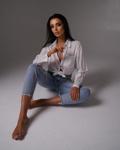 1000157327ffa459e99e7e1d2e