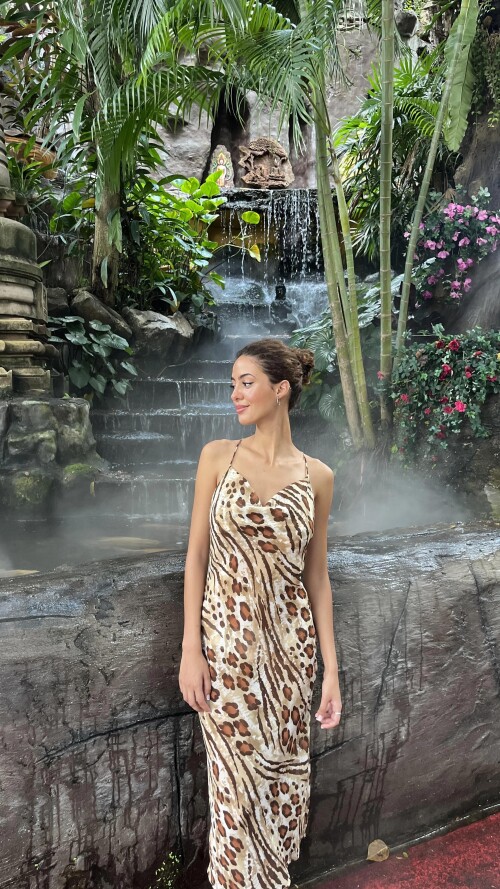 10001578322ee75850c442b084