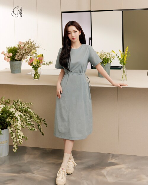 10001583835a9d8623a8e27fae