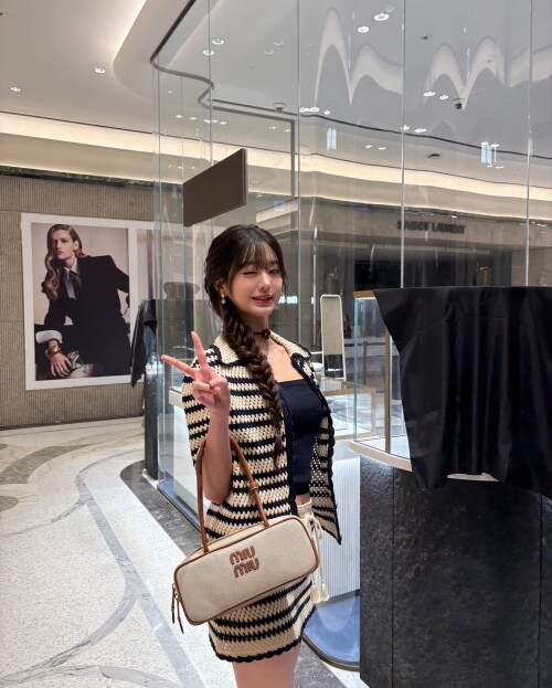 1000159103580b1a2f27ab5403