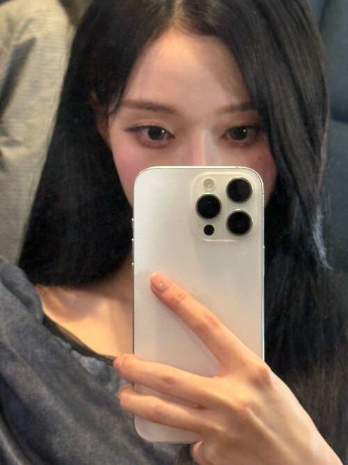 1000160323d81329548c6fa72b