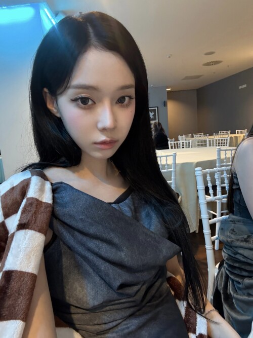 1000160324c87d321633adc255