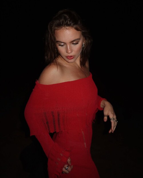 10001605216268eee87a46c2e9