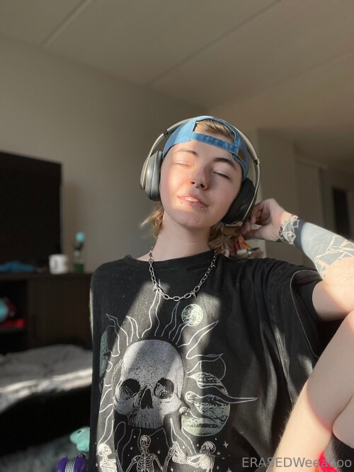 10001608314e67fff5db94ce27