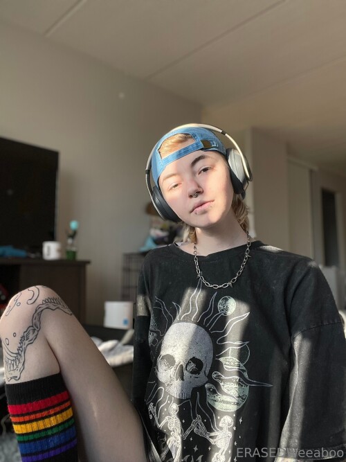 1000160832906df5ab5cac8cba