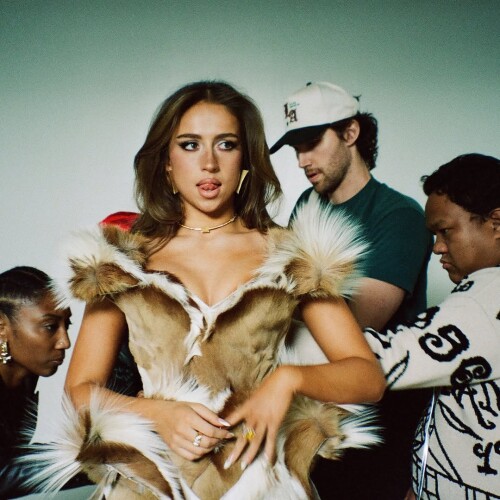 10001611874be9b7d5732eed62