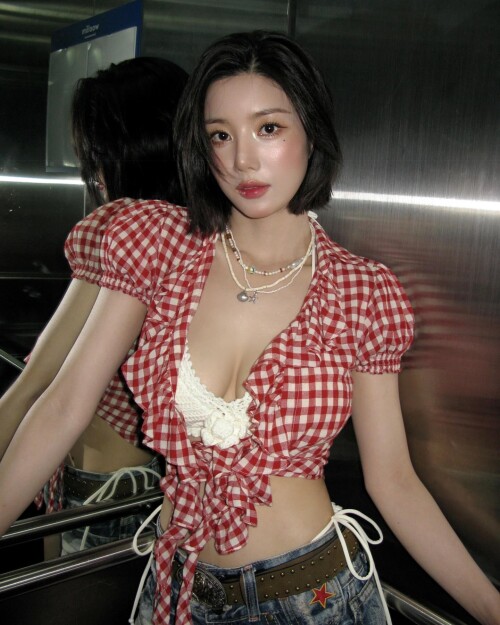 1000162213193584475deda440