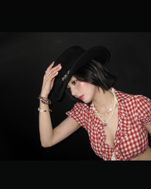 1000162221bd111a3664e29983