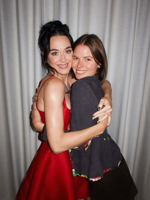 1000162518be74786e4d89bdc8