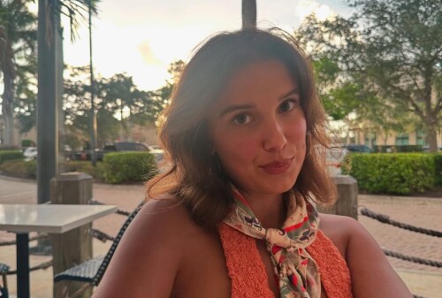 10001630708de93826564a6adf