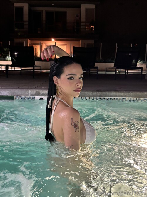 1000164927063dc372e26fe495