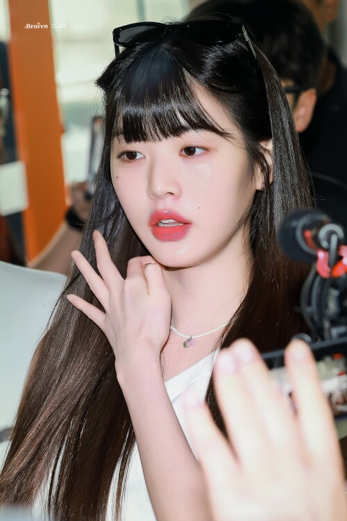 10001652084e7ffd7247876d30