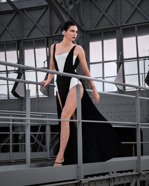 1000165607f57b074029c25ea2