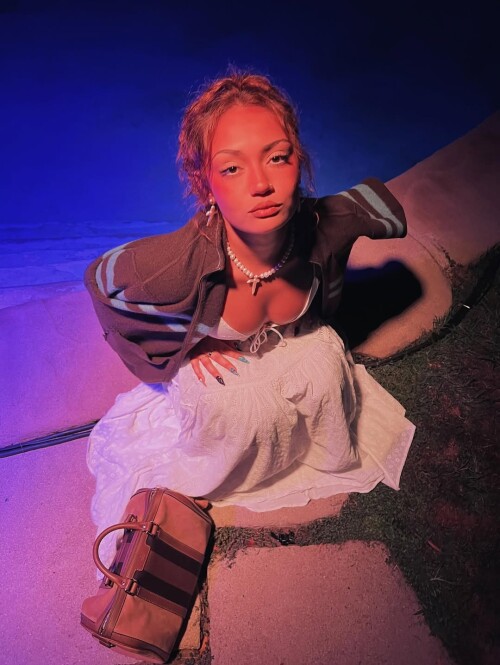 1000165708b9295e3144fb232e