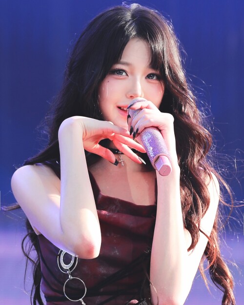 1000165832d37e8fa23c134027