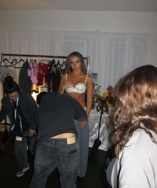 1000166007ca5904da6a3c8ae0