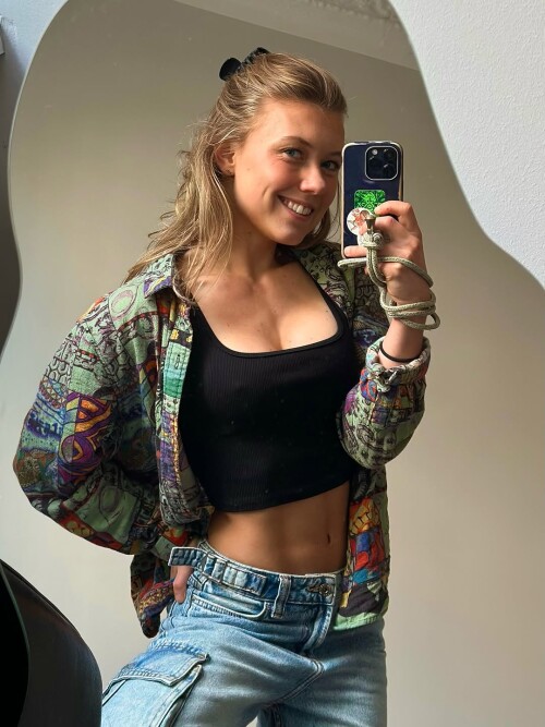 1000167049e3a475fca9fcfe50