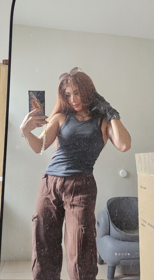 1000167377932d5d9786abd5b0