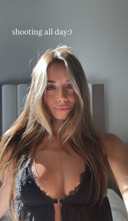 1000167419455b24b76c33d3e1