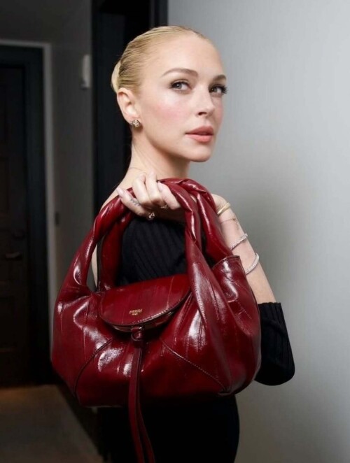 1000167844af5e77292ac4c325