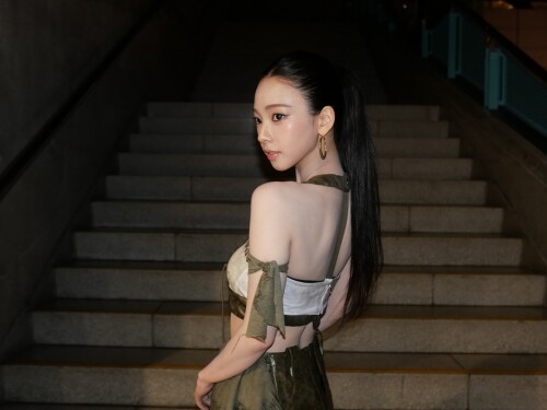 100016807835e18b25eee936ec