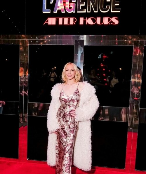 10001681731b70a934cf2b6bc2