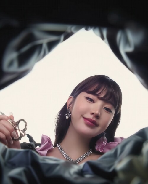 1000168390e61c4f25d5ad10b8