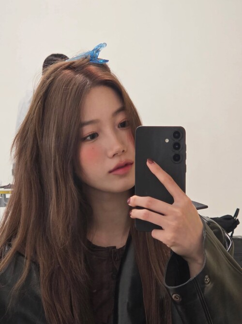 10001704032828b23ffa4dd8b3