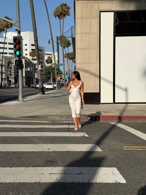 1000170427477aa96850ea8e5e