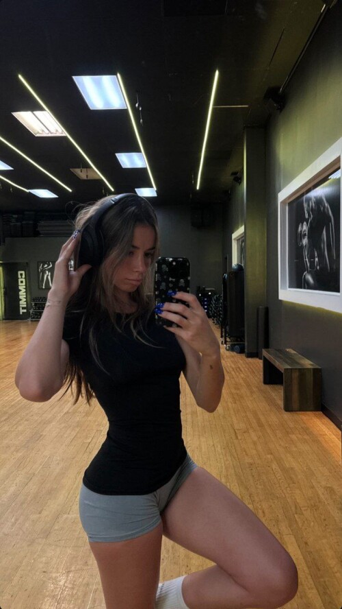 1000171216a8dba1d1d26318a1