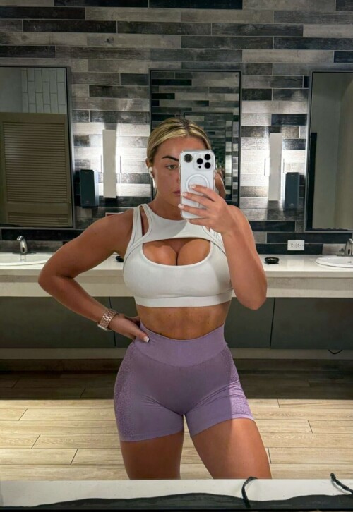 10001719896526c37a39a8a567