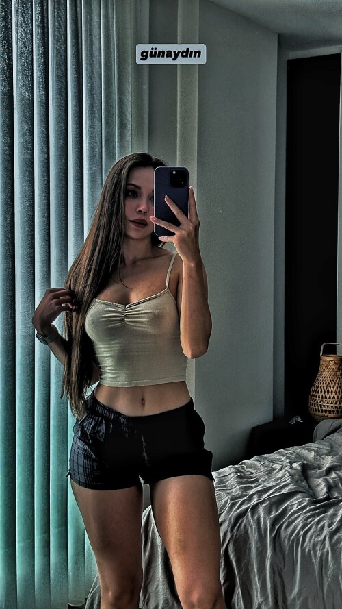 1000173090a6377f8da1d9b215