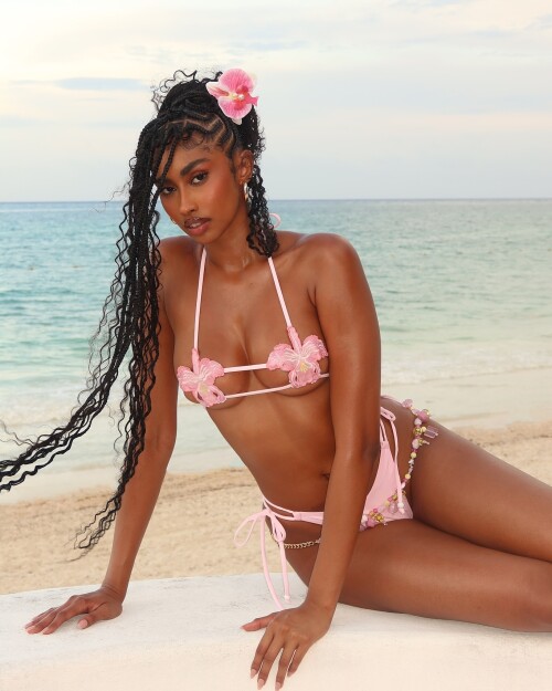 100017560800b979f2d625b6ff