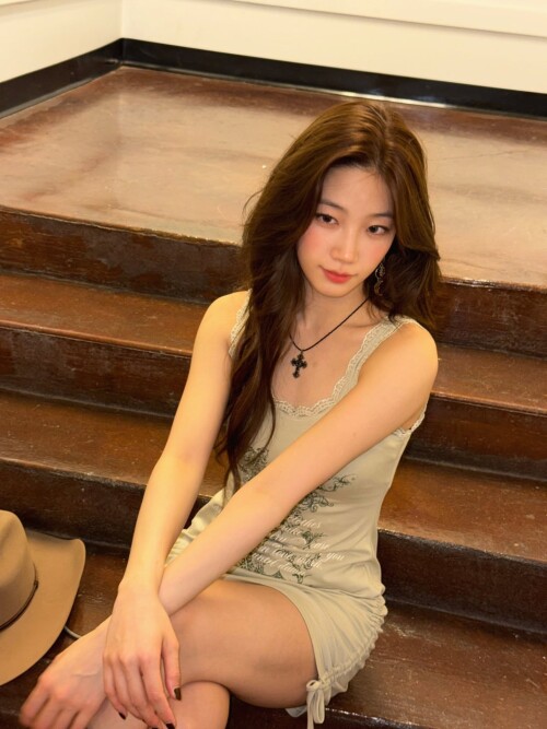 10001758372a3d3835431f0f0f