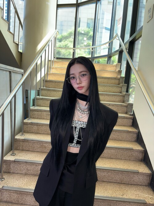 10001765787cf12e25ae42216a