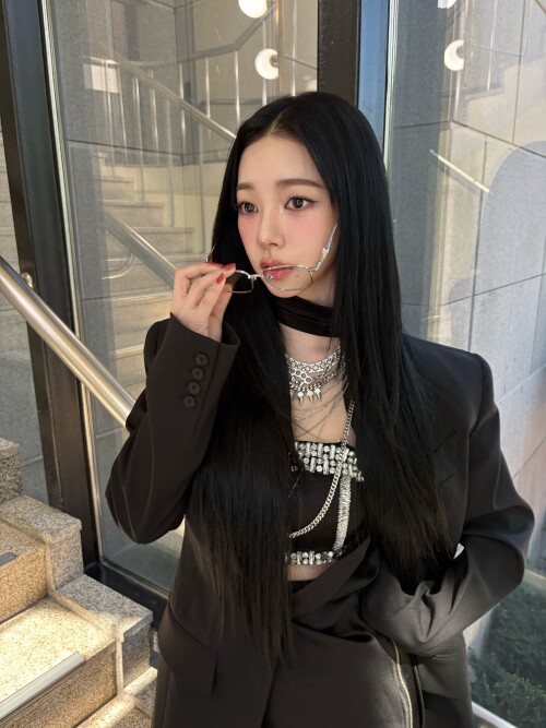 1000176582566a02e05d4ca90e