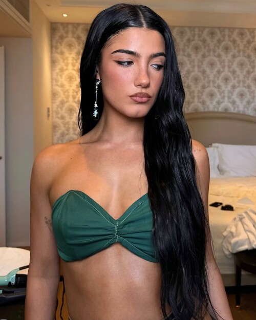 10001767406458f05f8b6bd5c7