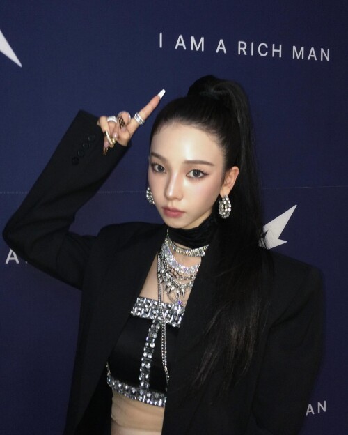 1000177441073ae0dc77bc3394