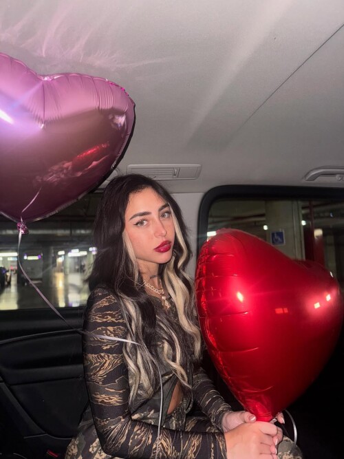 10001778691179d57429fee5ab