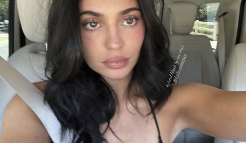 100017960239c818b06b49f9a6