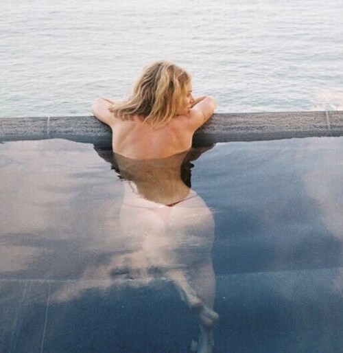 1000179829f0cc476e7b0ba6ee